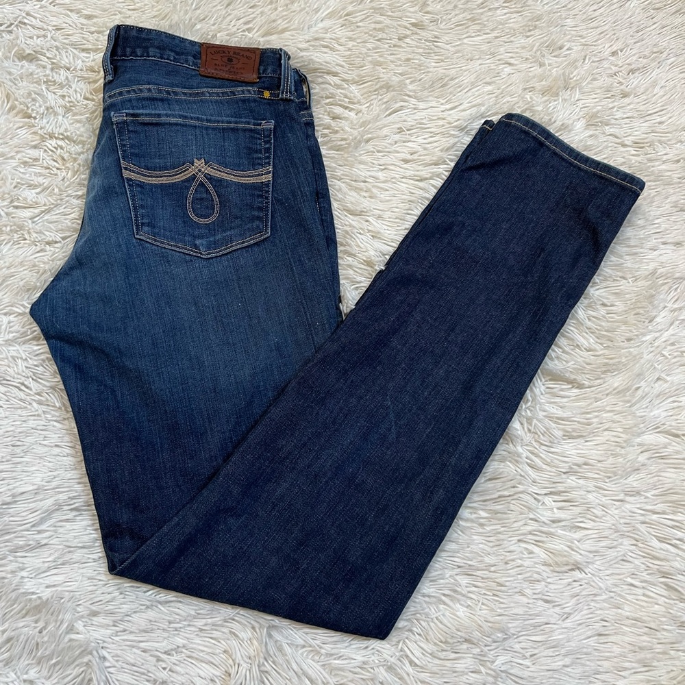💙✨🍀 Lucky Brand straight leg skinny jeans🍀✨💙